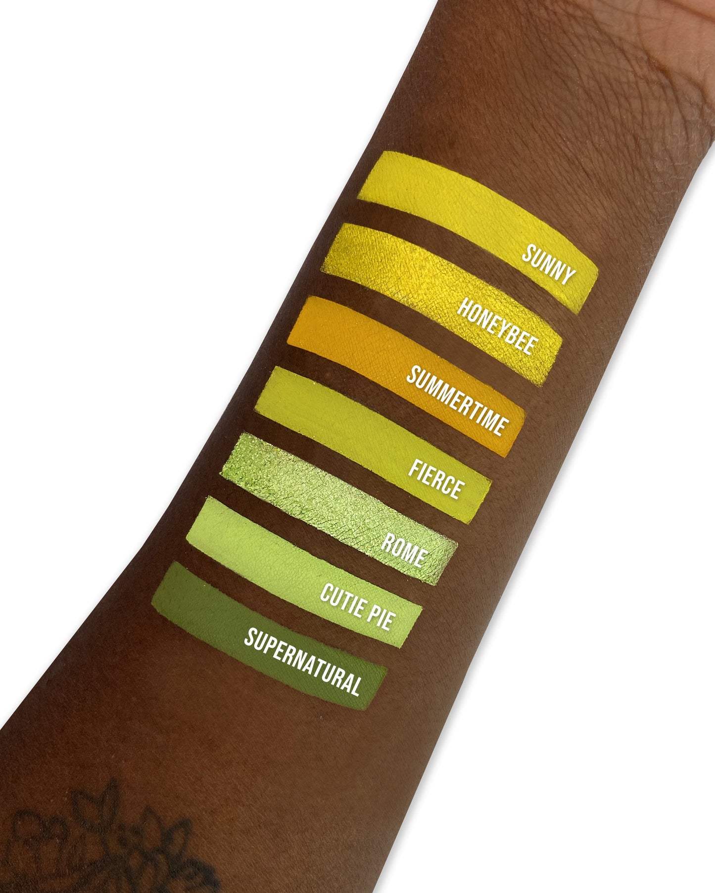 Gavissi Beauty - "SUNNY" MATTE EYESHADOW