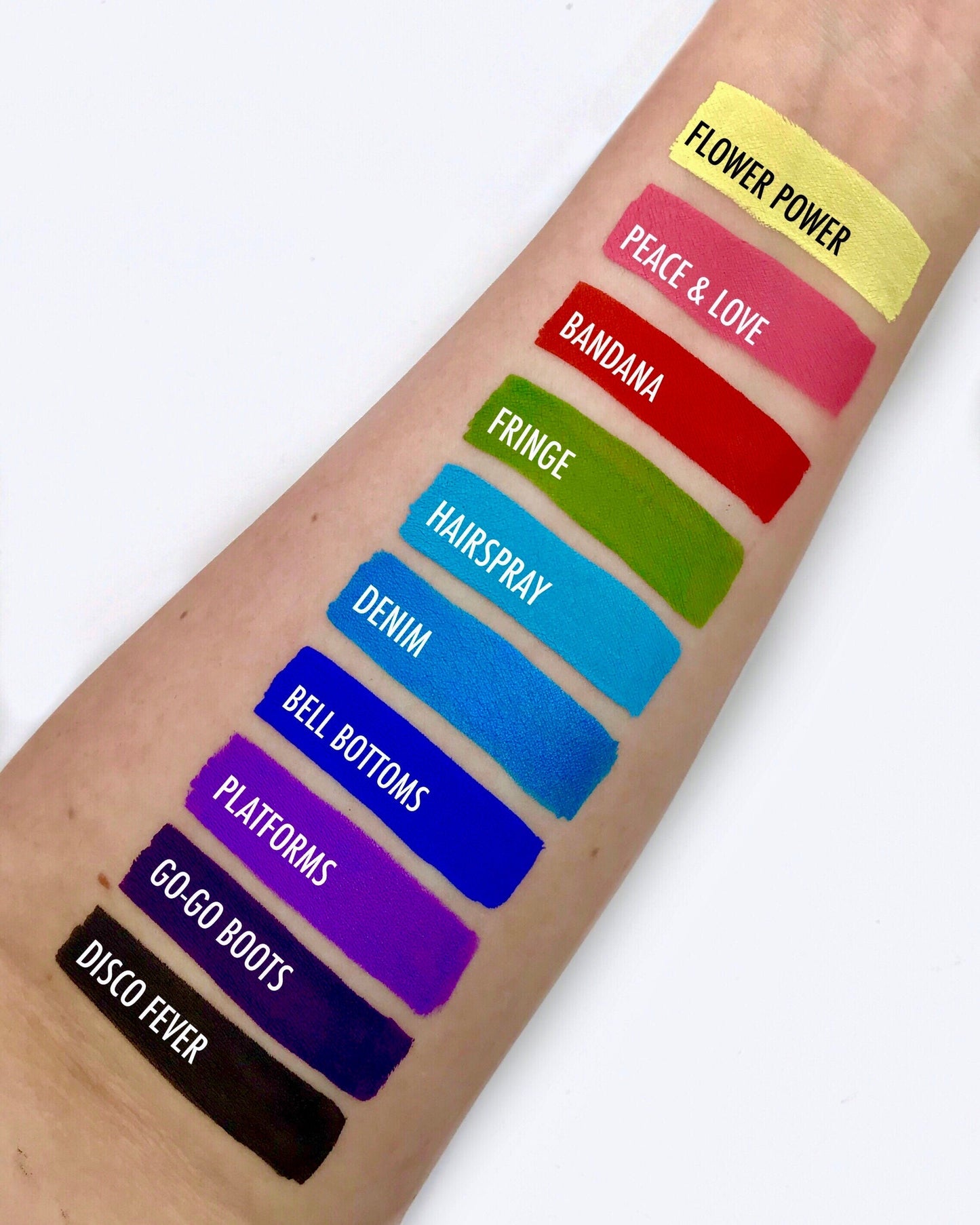 Gavissi Beauty - "HAIRSPRAY" SINGLE LINER PAN (MATTE)