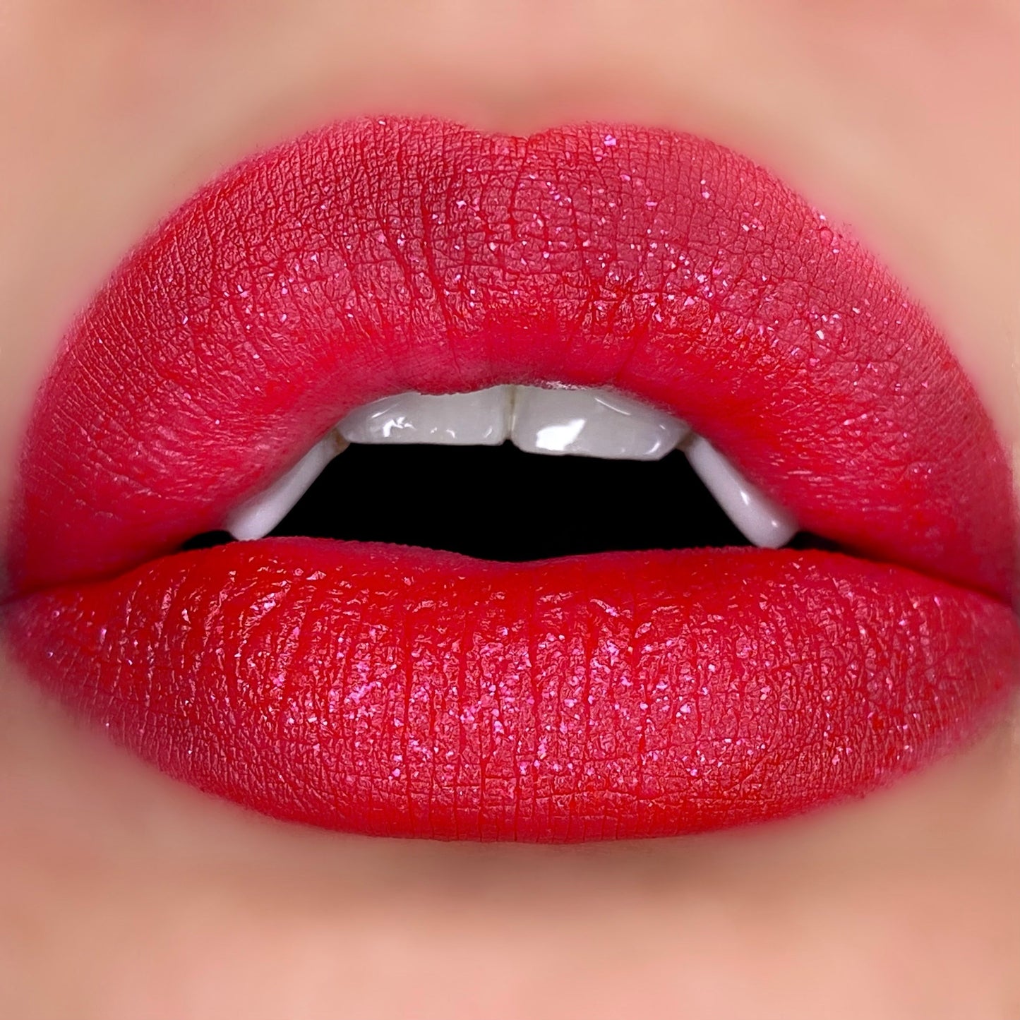 Curst Kosmetics - METALLIC Lip Potion - Priestess