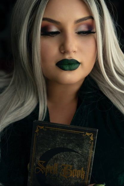 Curst Kosmetics - Spell Book - Eyeshadow Palette