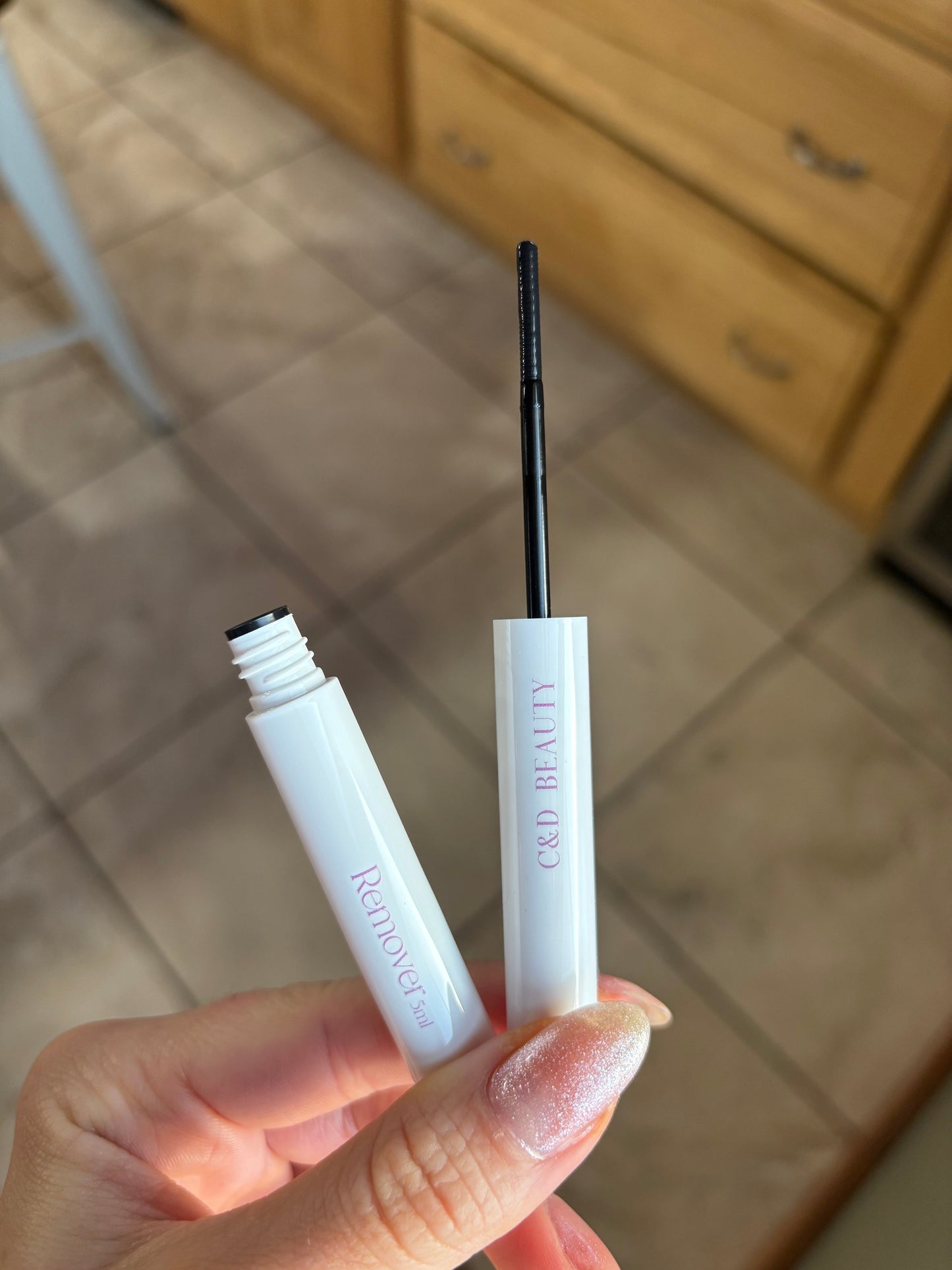C & D Beauty - LuxeFade Lash Remover
