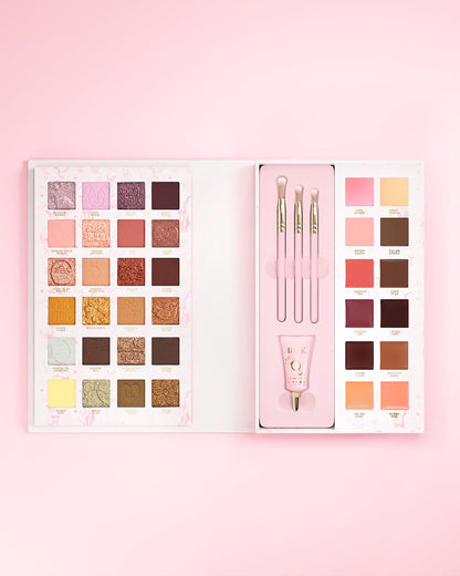 Somebunny Loves You Makeup Set