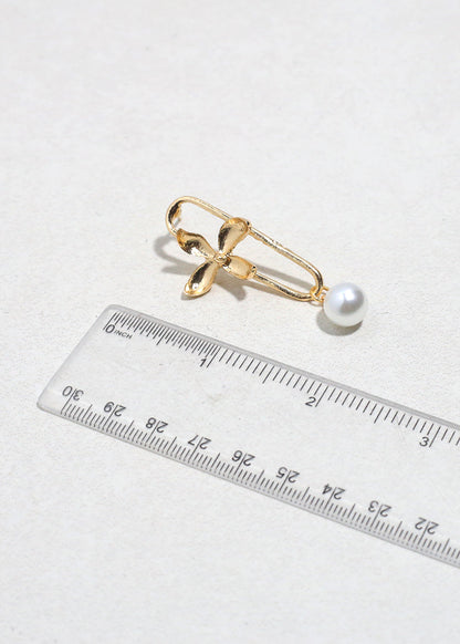 Fleur de Pearl Earrings