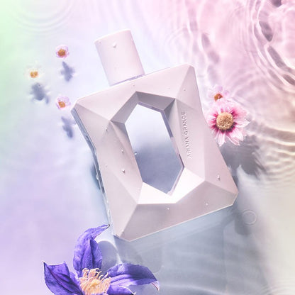 Ariana Grande God Is A Woman Eau De Parfum