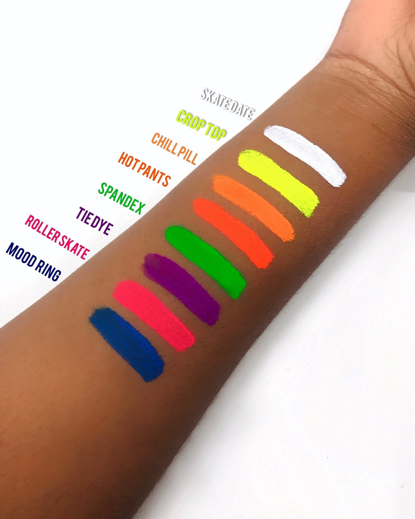 Gavissi Beauty - "CHILL PILL" SINGLE LINER PAN (UV)